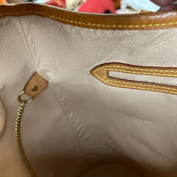 Louis Vuitton Monogram Bucket GM